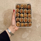 ترافل خرمایی با مغز بادام و گردو