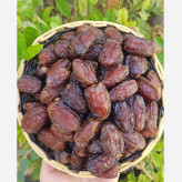 خرمای ریزدانه بریمی (چهارکیلویی)درشت کیفیت عالی معروف به پیارم ریزه یا خرمای آدامسی محبوب ترین خرمای کمیاب بوشهر